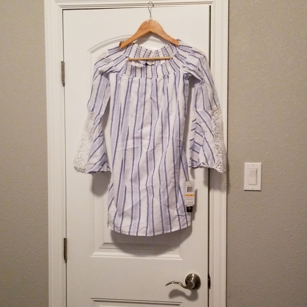 Sequin Hearts Bell Sleeve Dress Size Small